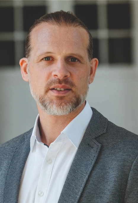 Florian L&uuml;deke-Freund